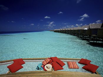 Centara Ras Fushi Resort and Spa Maldives